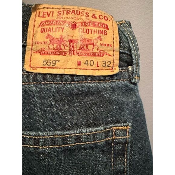 Levi's Men's 559 Relaxed Straight Jeans Blue Size 40BT 40x32 Dark Wash - Picture 9 of 11